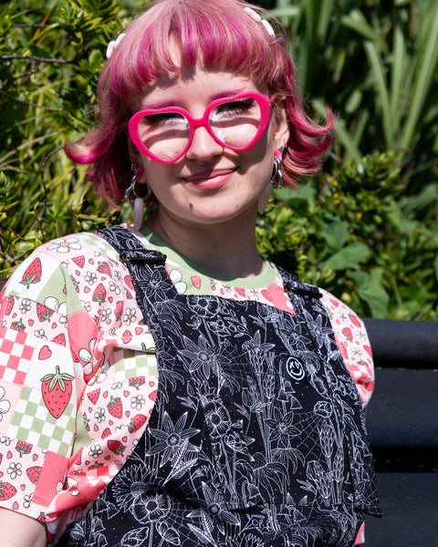 🌸🕸️Cobweb and Flowers Dungarees 🌸🕸️
