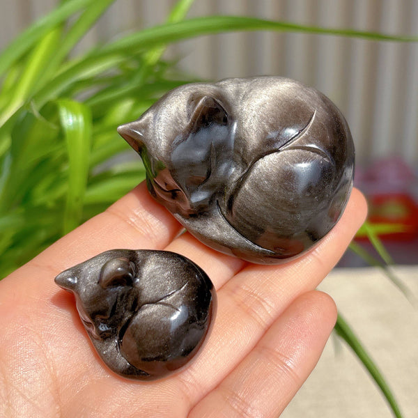 Sleepy Silver Obsidian Cat Sculpture, Black Cat Gift decor: 3cm
