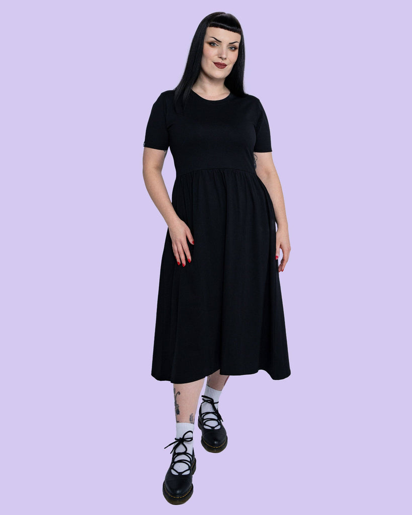 Rebel Romance Jet Black Stretch Midi Dress With Pockets: 16
