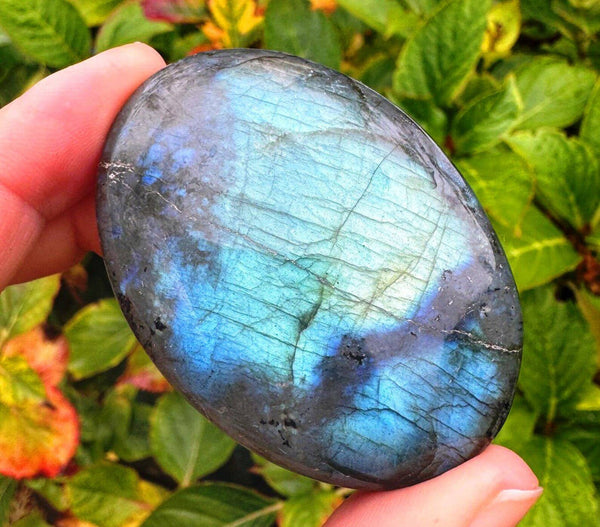 Crystal pebble by elf in two sizes Lots of crystal types UK: 4+cm / Labradorite
