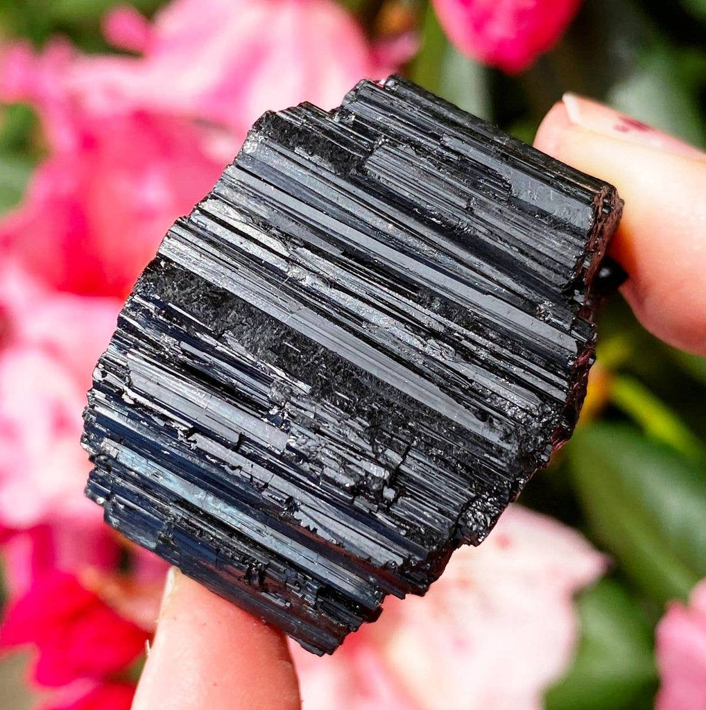 Rough tourmaline 1-6cm rough black tourmaline crystal schorl: Smaller 1-3cm