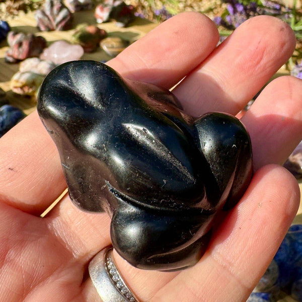 Gemstone Toad 3cm Crystal toad carved animal witchy gift Elf: Smaller toad 3cm